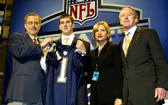 eli-manning-chargers04.jpg