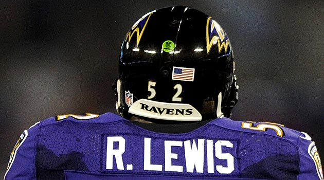 http://cbssports.com/images/blogs/ray-lewis-torn-triceps.jpg