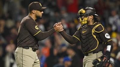 Padres Roll In Chicago