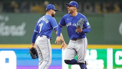 Highlights: Blue Jays at Brewers