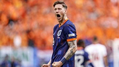 Wout Weghorst Saves The Netherlands! - Scoreline