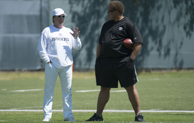 Mark Davis says Reggie McKenzie's job isn't in jeopardy because of the Raiders PR fiasco. (USATSI)