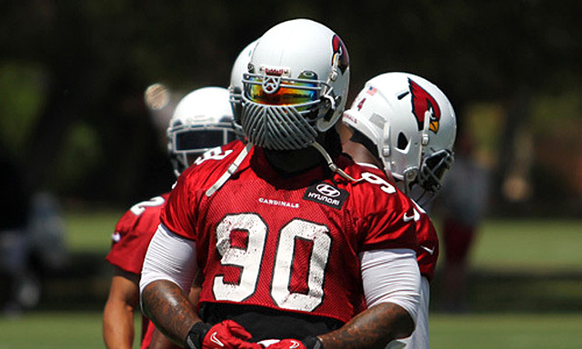 Don’t get used to seeing this type of facemask. (AZCardinals.com)