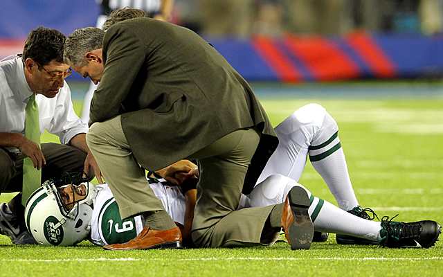 If it wasn't for this injury to Mark Sanchez, Geno Smith might not have won his job. (USATSI)